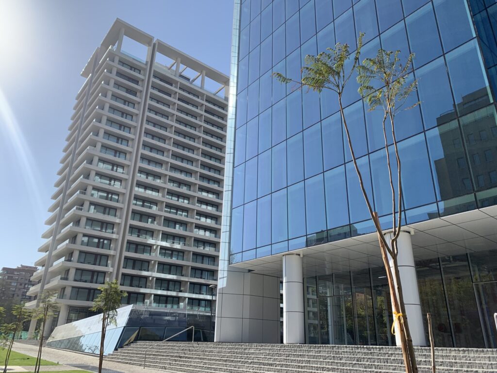 isidora23-switch-345-fachada