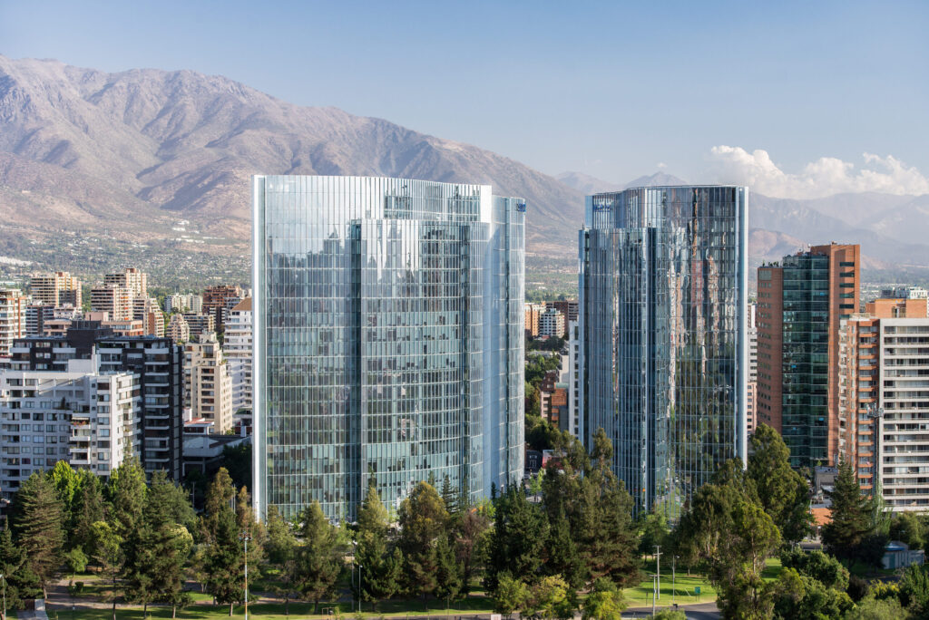 isidora23- apoquindo-4800-conjunto-dia-1